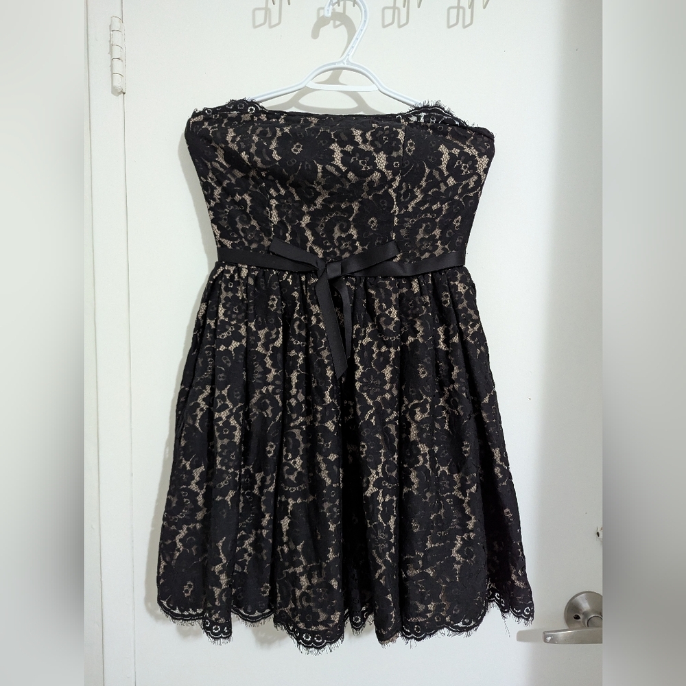 Neiman Marcus Black Strapless Lace Dress